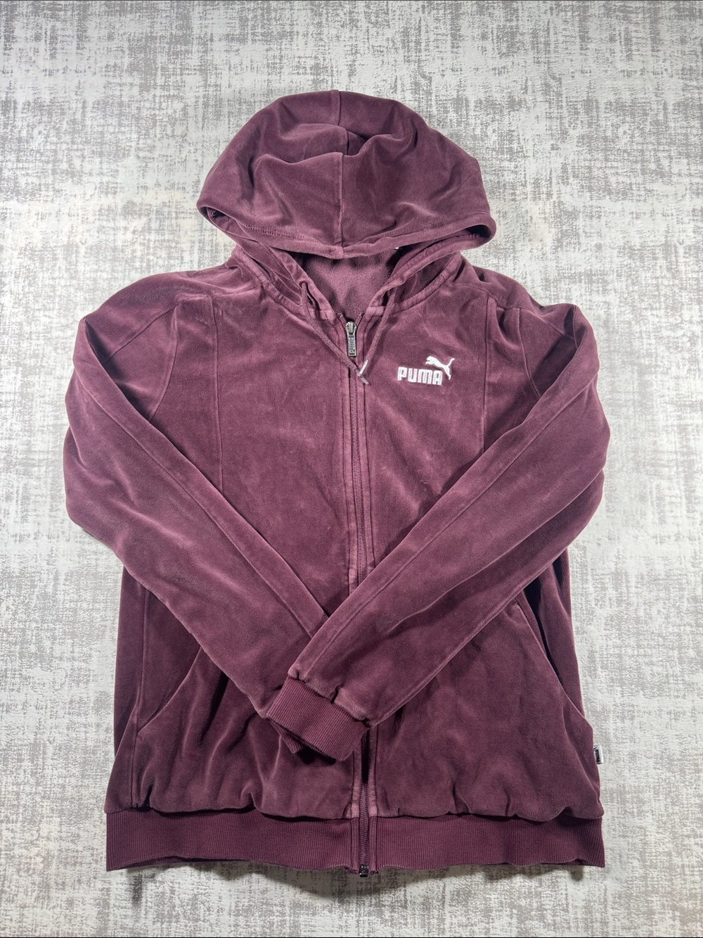 PUMA Essentials Velour Full-Zip Hoodie /Plum shade 23X19.5 PTP